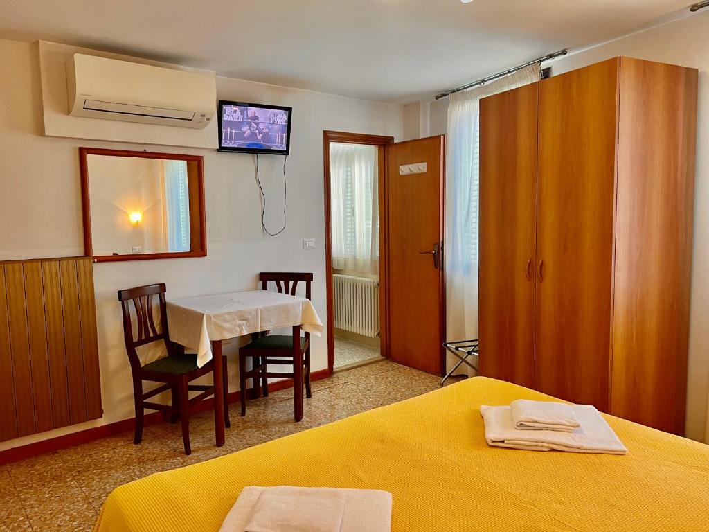 Hotel Canada - Resim 21