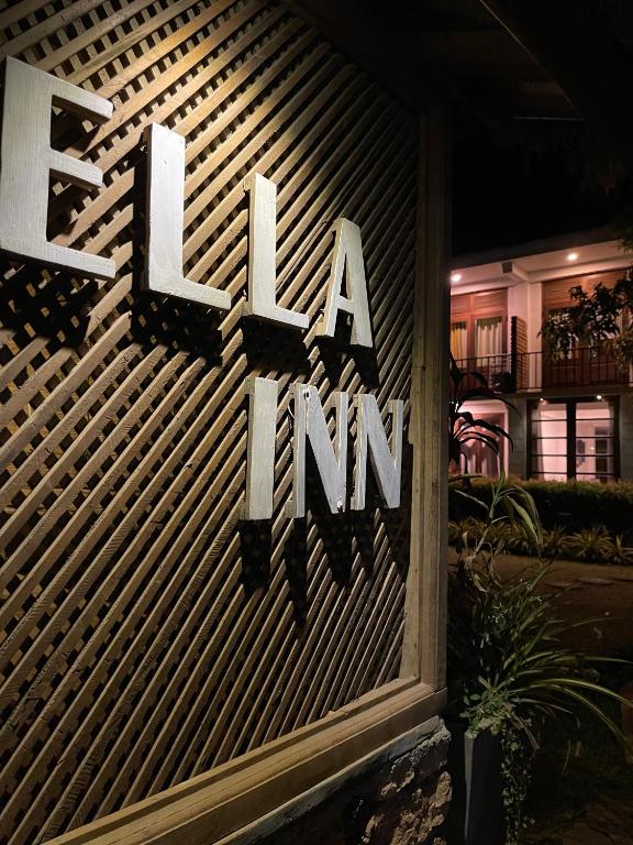 Certifikát, hodnocení, plakát nebo jiný dokument vystavený v ubytování Ella Inn Hotel