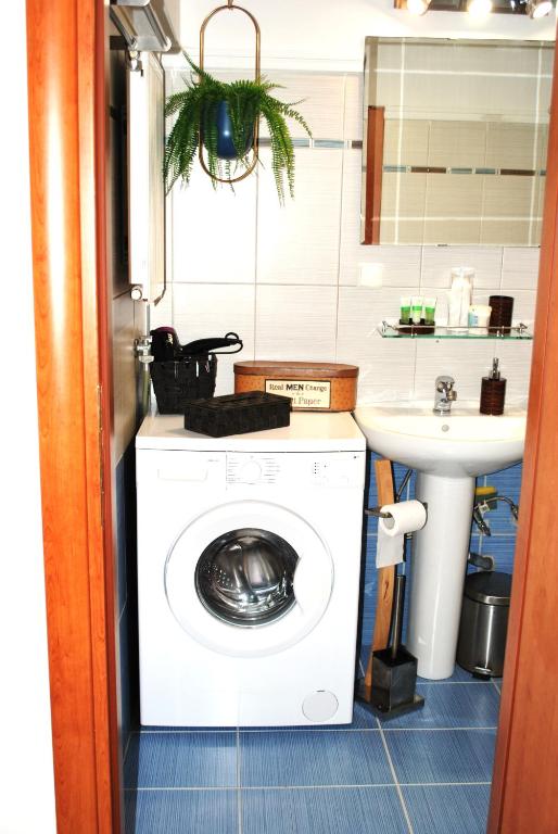 Penny's luxury city apartment - 15