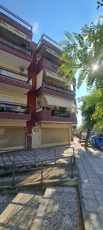 Penny's luxury city apartment - 9