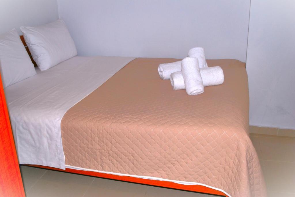 Penny's luxury city apartment - 7