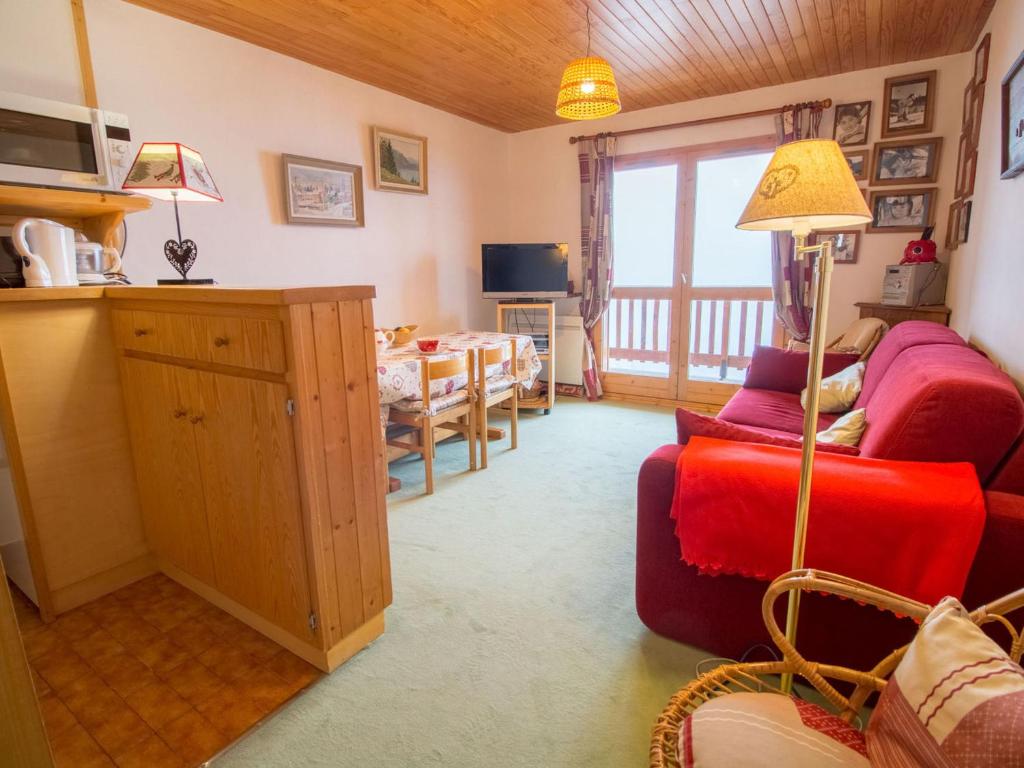 Zdjęcie z galerii obiektu Appartement fonctionnel proche pistes avec balcon à Méribel - FR-1-688-33 w Méribel