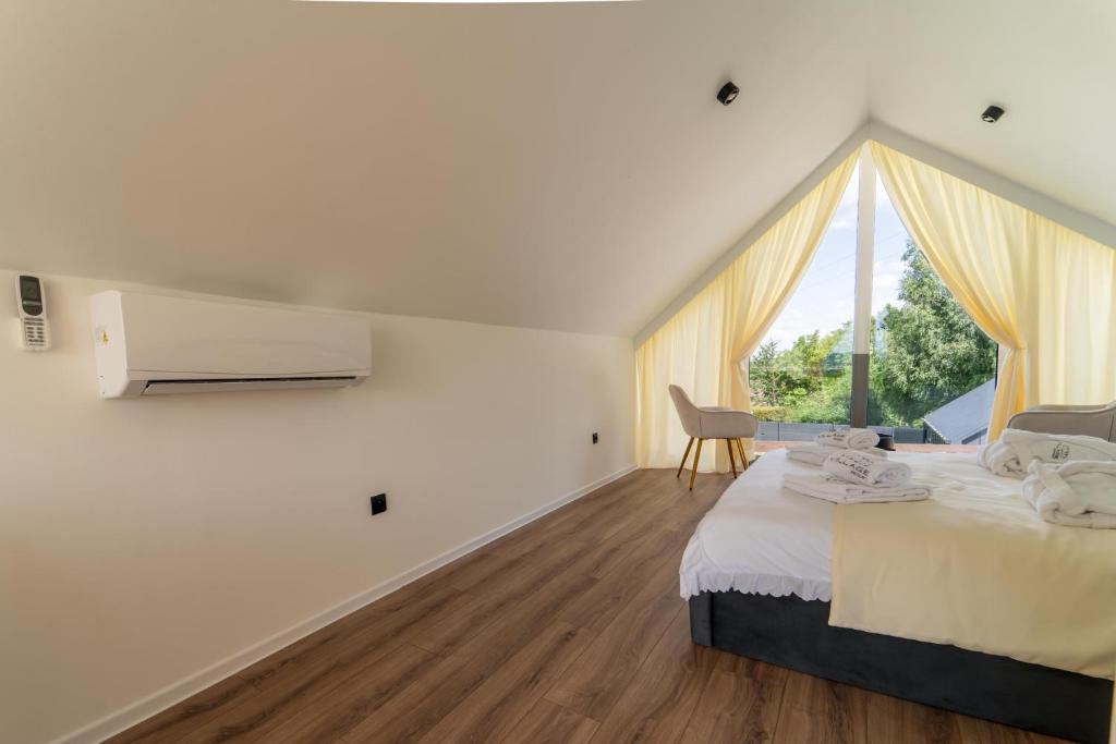 VILLAGE RESORT Sauna & Jacuzzi & Netflix - Casa De Un Dormitorio