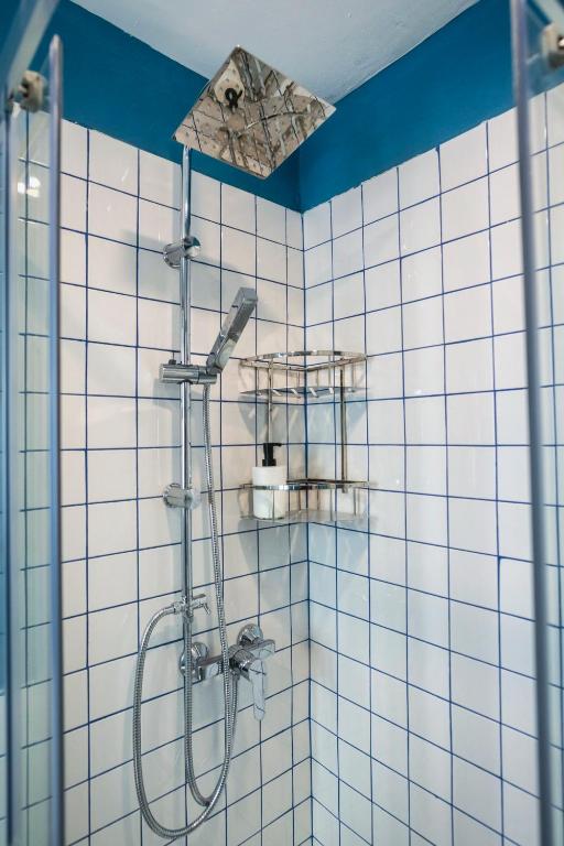 Mandera's Boutique Suites & Dorms - 17