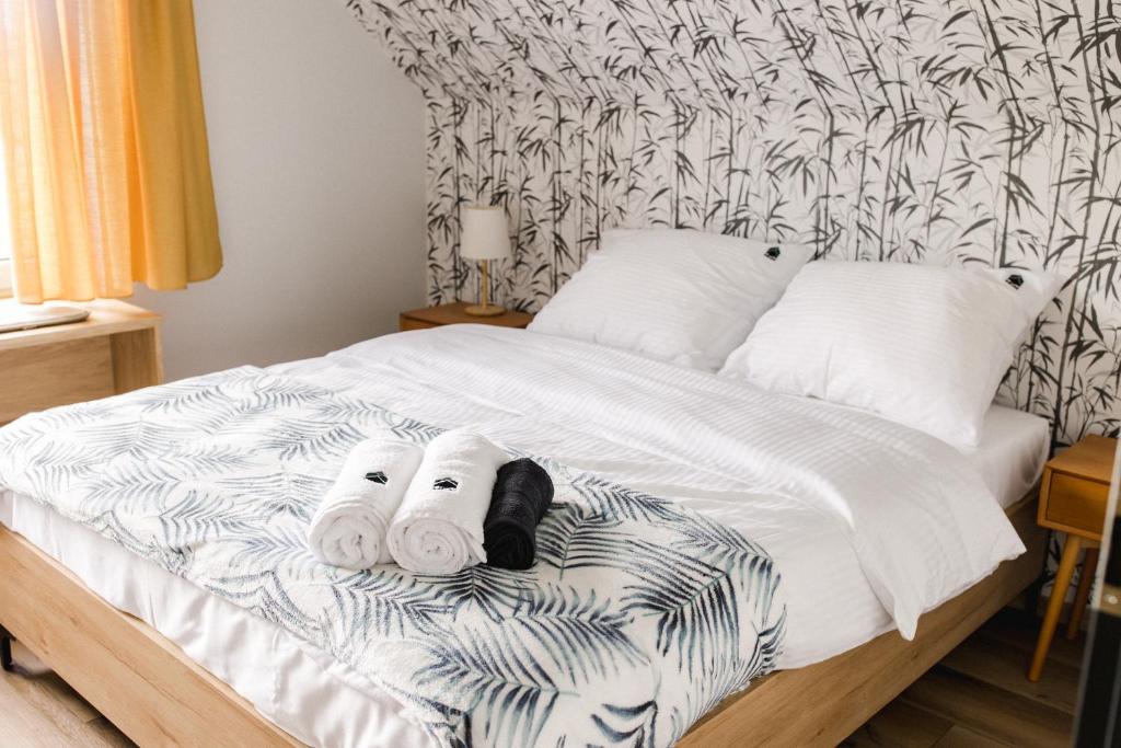 Domek na wyłączność ,bania z jacuzzi. Pobyt góry, jezioro, las. - Three-Bedroom House