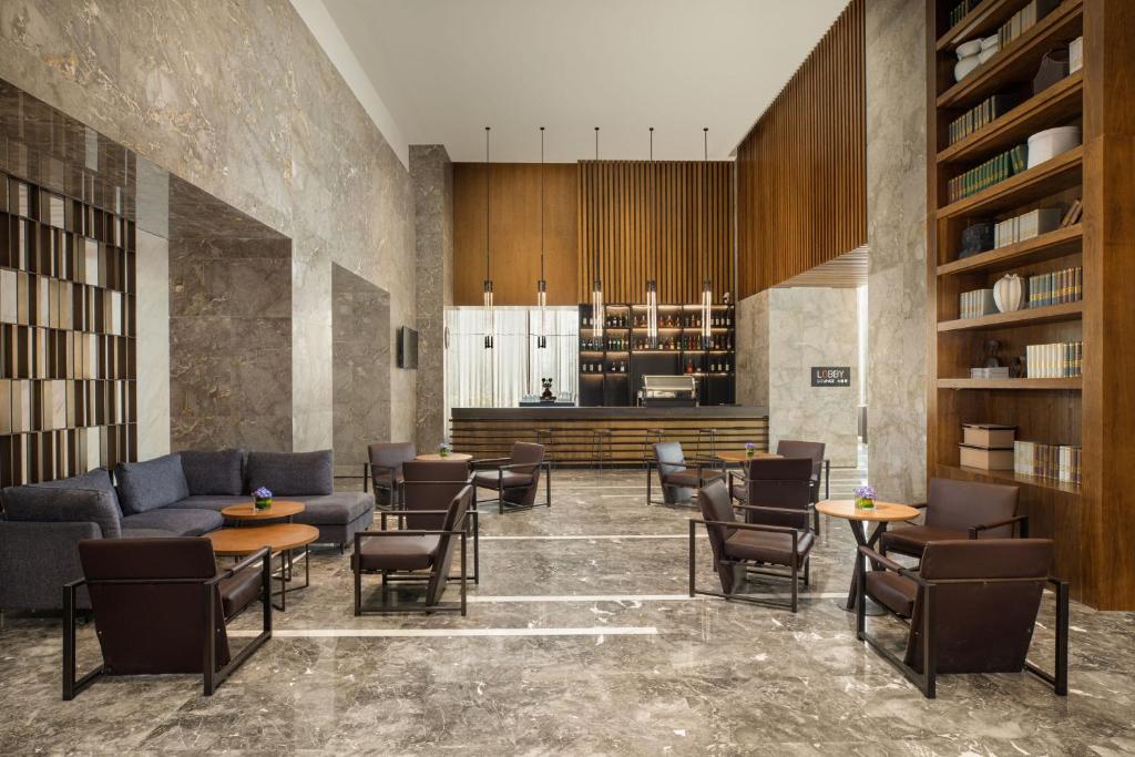 Kuchyň nebo kuchyňský kout v ubytování Four Points by Sheraton Shanghai, Kangqiao