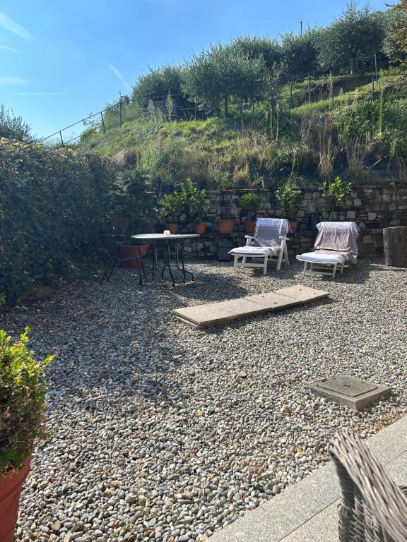 A garden outside Agriturismo Al Robale