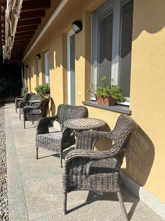 A seating area at Agriturismo Al Robale