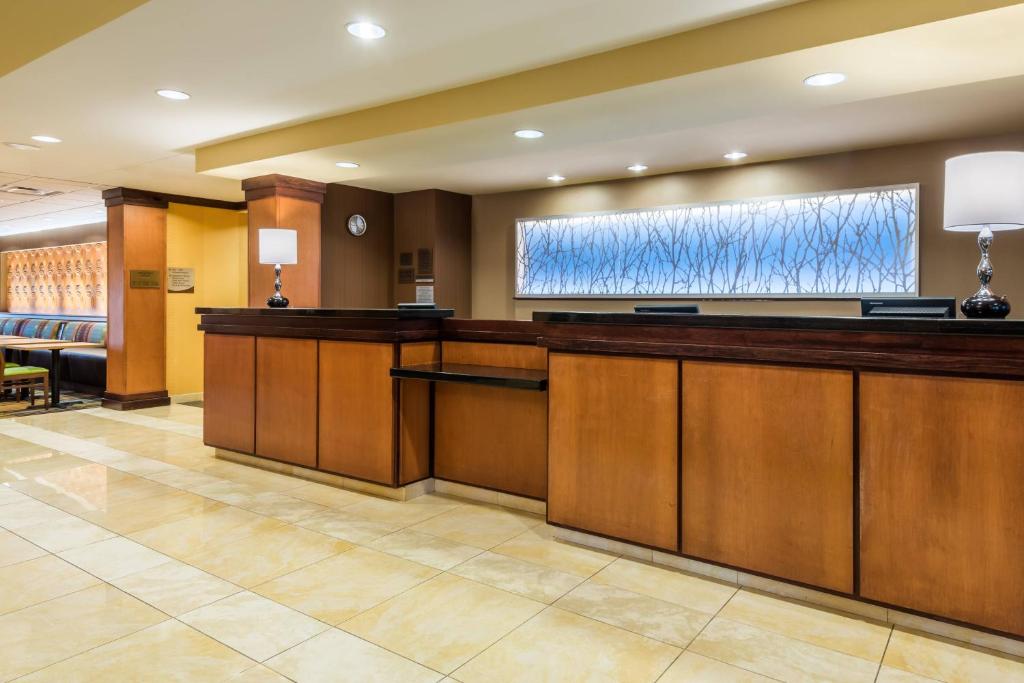 Vstupní hala nebo recepce v ubytování Fairfield Inn & Suites – Buffalo Airport