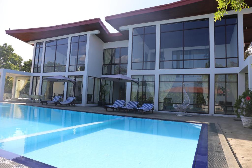 Bazén v ubytování Amanda Beach Resort nebo v jeho okolí