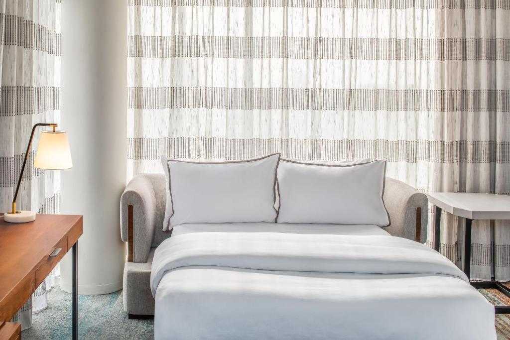 The Westin Buckhead Atlanta - Guest Room, 1 King