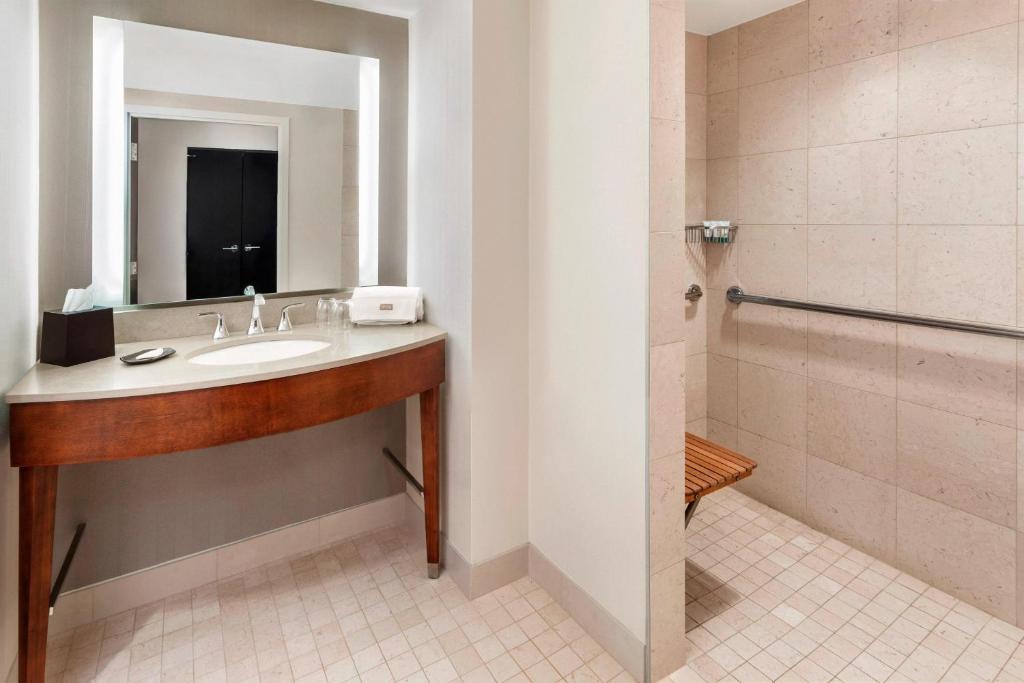 The Westin Buckhead Atlanta - Guest Room, 2 Double