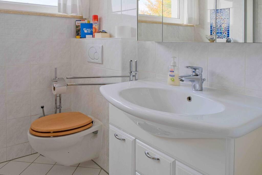 Koupelna v ubytování GLC Gauting Living Comfortable 100
