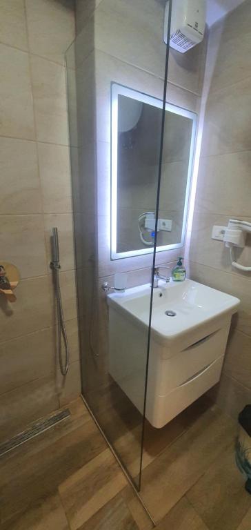 Center Apartment Tirana - Image 8