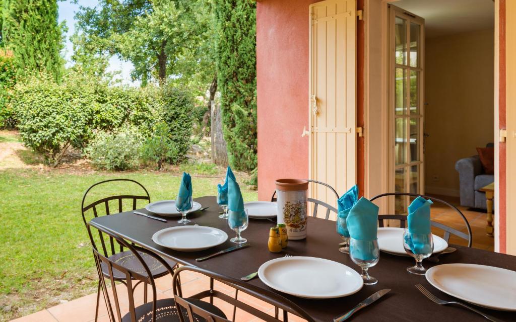 Zahrada ubytování Lagrange Vacances Domaine de Fayence