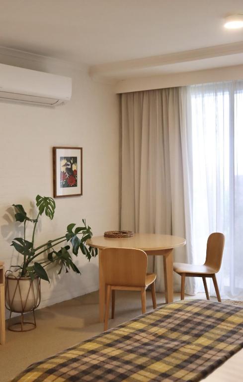 Posezení v ubytování Lorne Surf Apartments