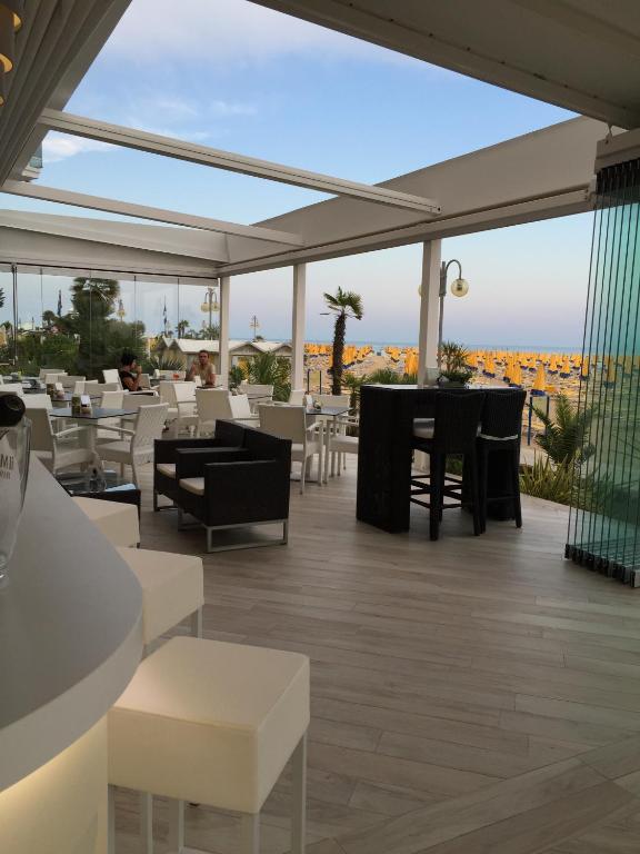 Posedenie v ubytovaní Hotel Nizza Frontemare Superior 3 Stelle