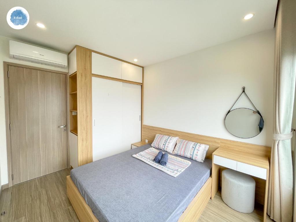Katil atau katil-katil dalam bilik di It Dust Homestay 2 - The Wooden Apartment