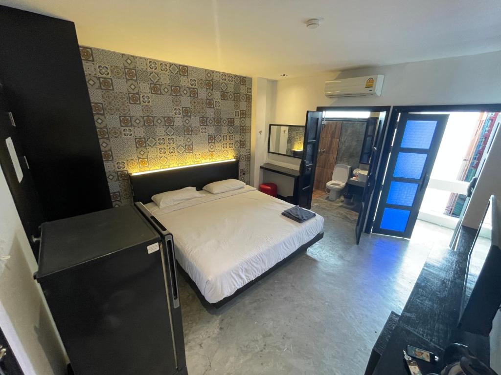 Islanda Hotel Patong - Resim 1