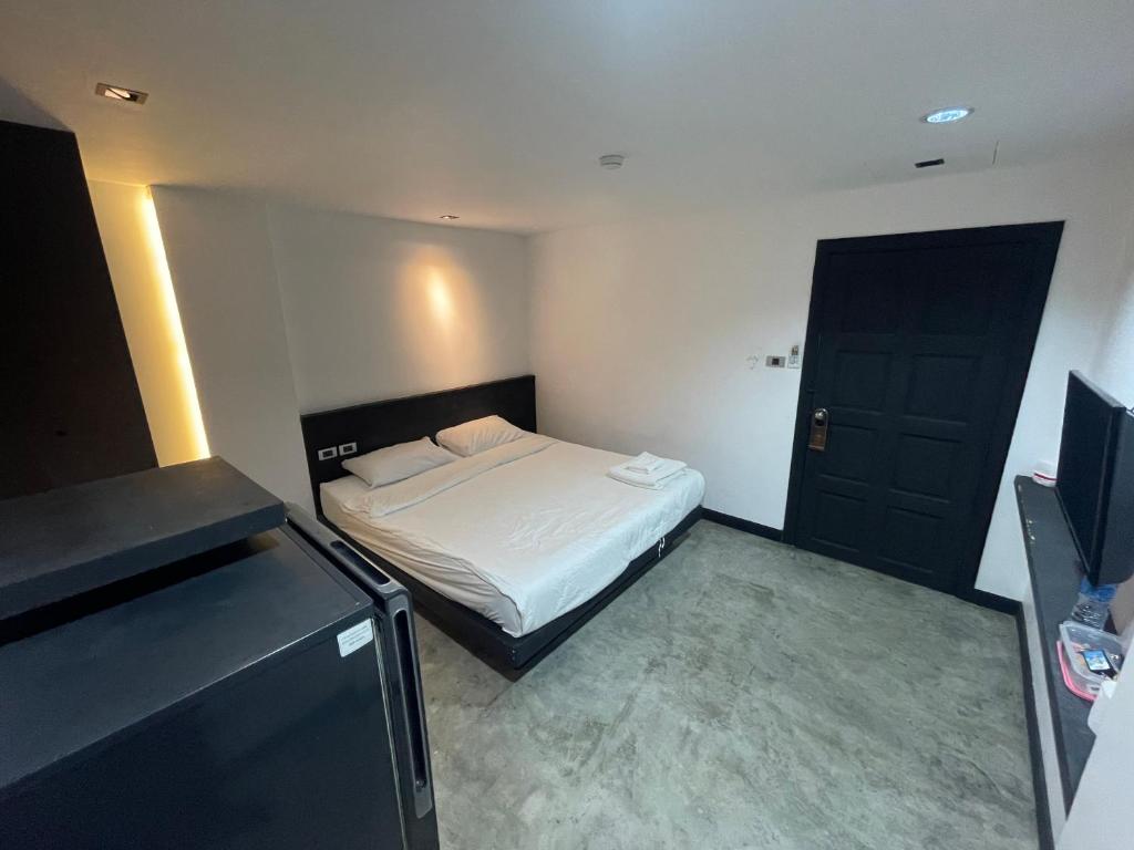 Islanda Hotel Patong - Resim 23