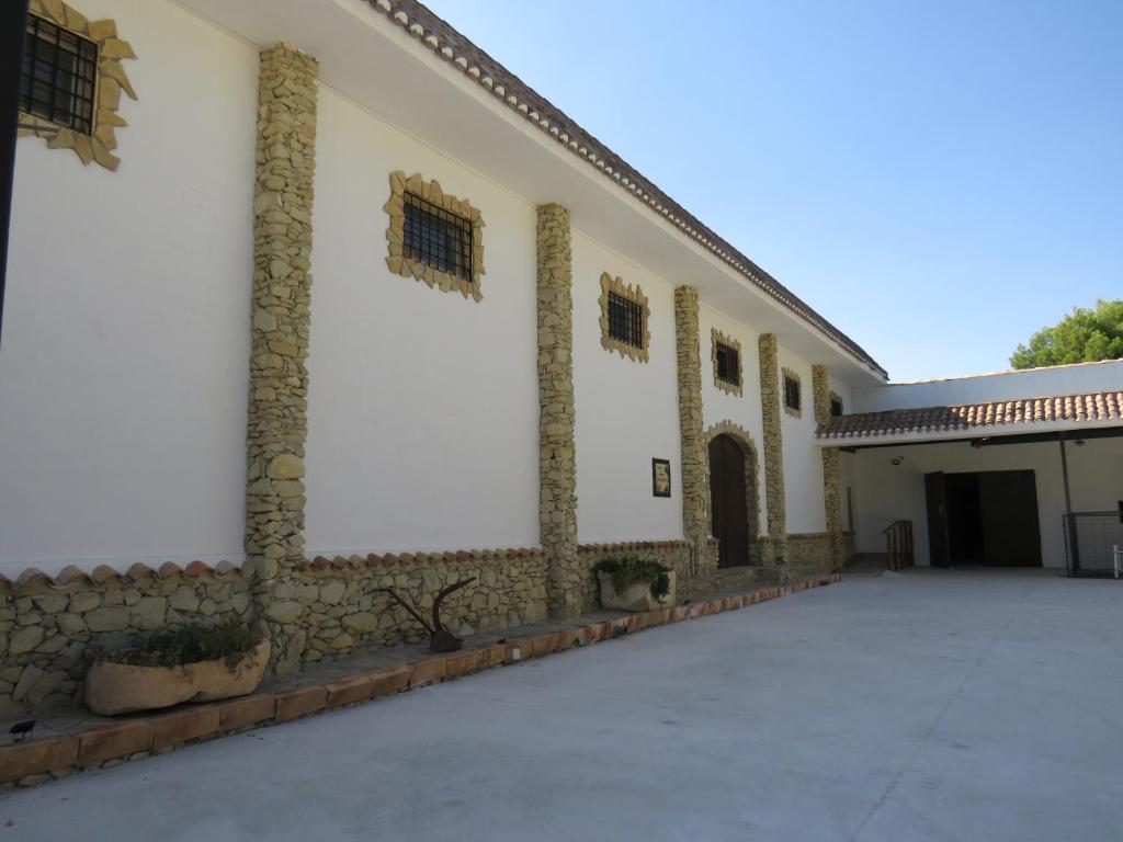 Kép HOTEL ENOTURISMO MAINETES szállásáról Fuente Álamóban a galériában