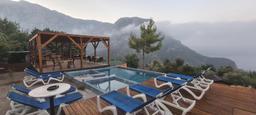 Gallery image of Goat Bungalow and Camping in Faralya