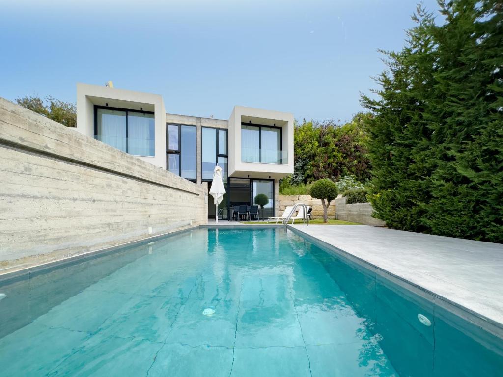 Bazén v ubytování Sunset Park Villas nebo v jeho okolí