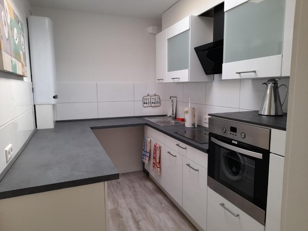 Ferienwohnung in Lemgo-Brake, 3 Zimmer - Apartamento De Dos Dormitorios