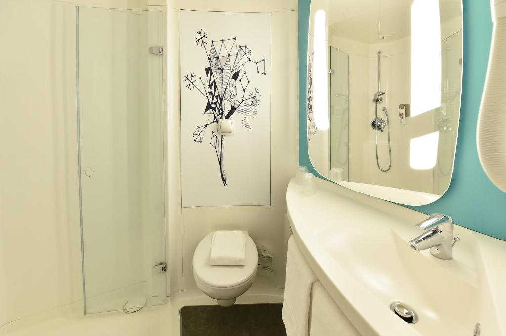 Ibis budget Dijon Centre Clemenceau - Resim 33