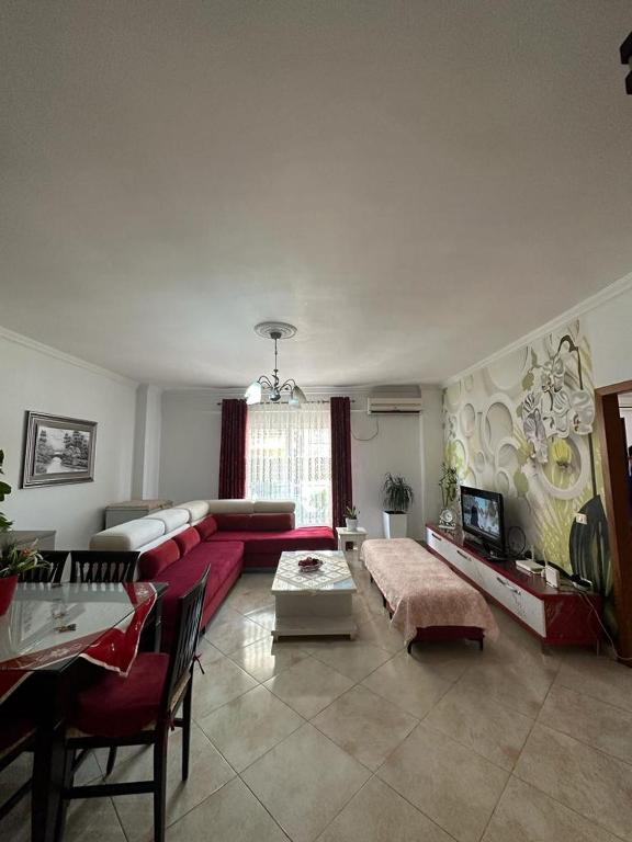 Klodiana Apartment - Image 6