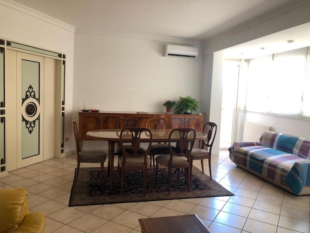Posedenie v ubytovaní Casa Lombardi
