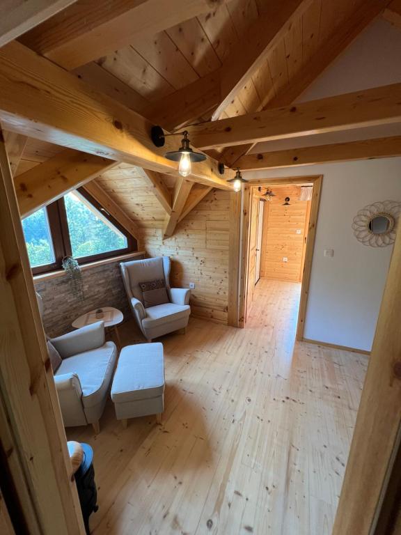 Posezení v ubytování Hiška Erika - Wood House Erika