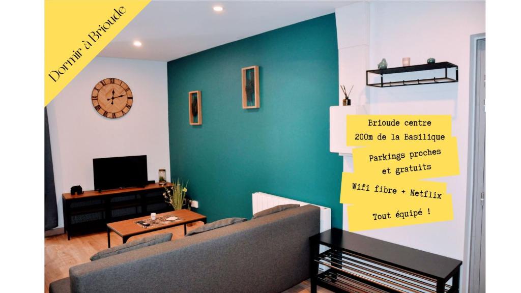 Posezení v ubytování Dormir à Brioude - appartement 'esprit nature'