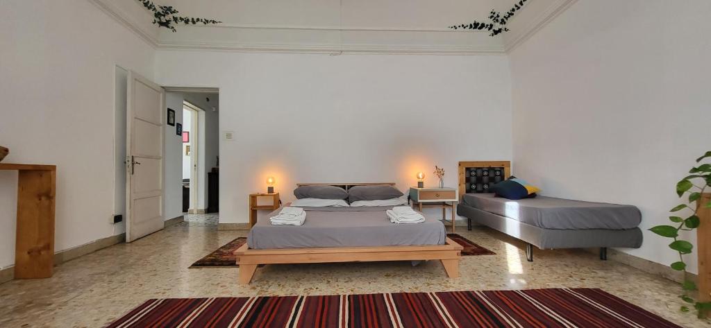 A seating area at Casa Maravì