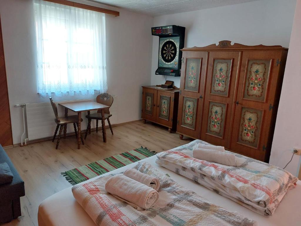 Postel nebo postele na pokoji v ubytování Ferienwohnung Heimberger