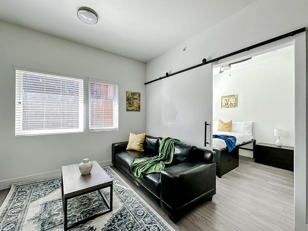 Sleepover Trendy Downtown Springfield Apartments - Appartement