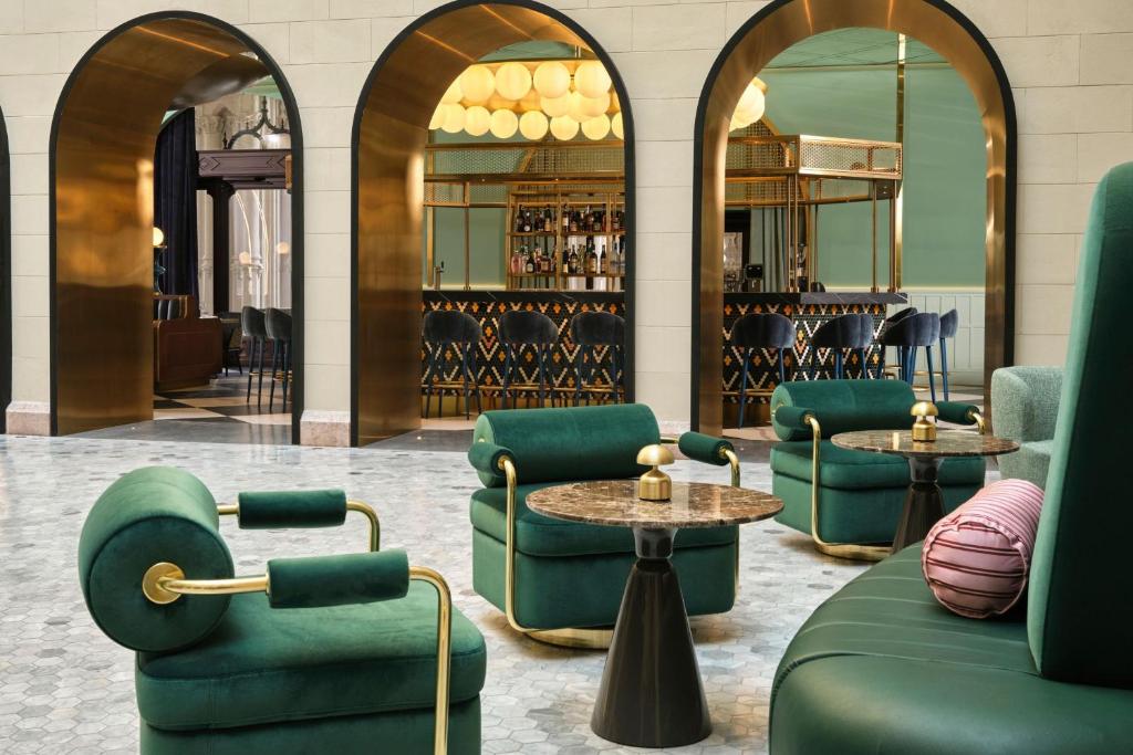 W Budapest - Resim 29