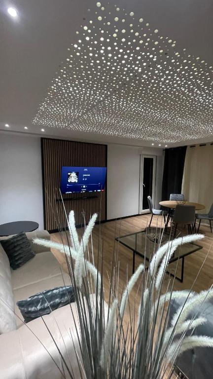 Luxe home – photo 11