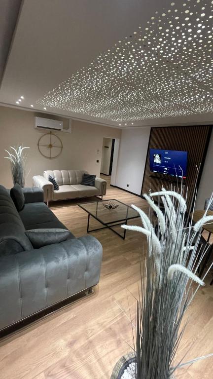 Luxe home – photo 5