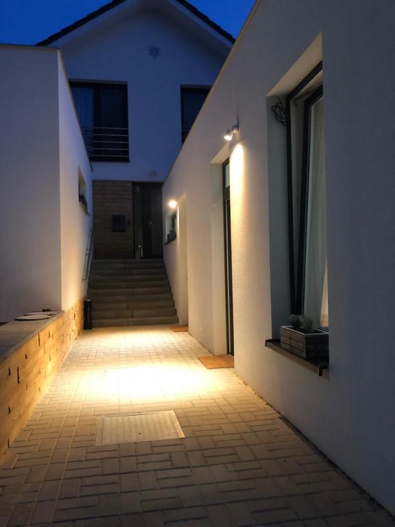 Budova, kde se apartmán nachází