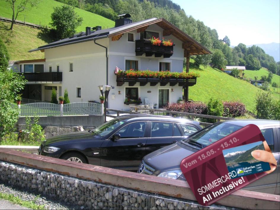 Výhľad na hory alebo výhľad na hory priamo z apartmánu