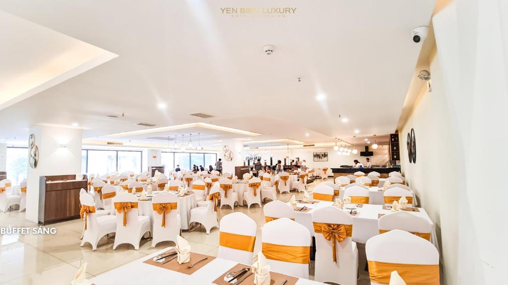 Nhà hàng/khu ăn uống khác tại YEN BIEN LUXURY HOTEL