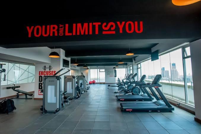 Fitness centrum a/nebo fitness zařízení v ubytování Skynest Residences Nairobi, Westlands