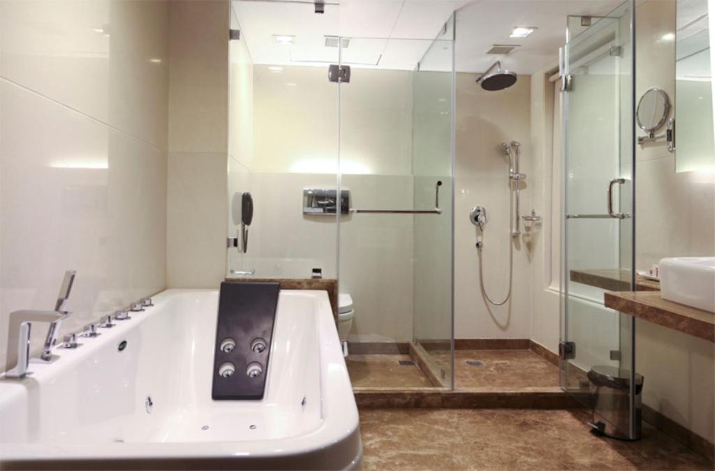 Koupelna v ubytování Hotel Suba Star Ahmedabad