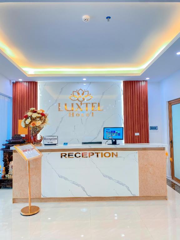 Vstupní hala nebo recepce v ubytování Luxtel Hotel Ngoại Giao Đoàn