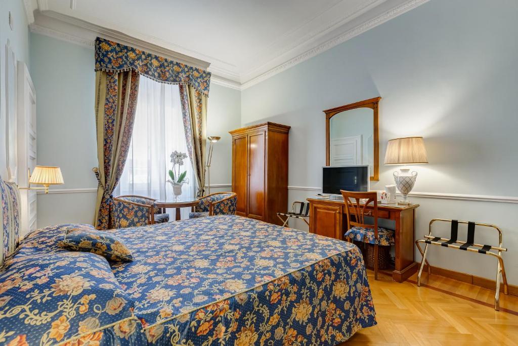 Hotel Cellini - Resim 41