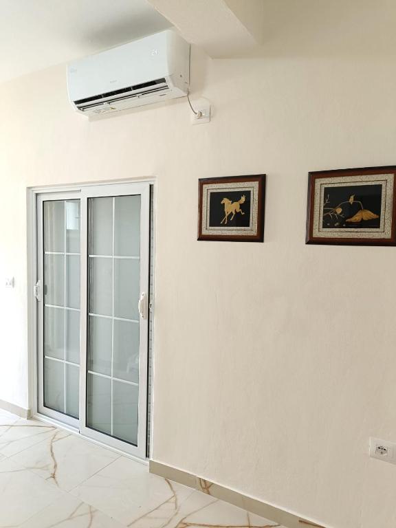Foto dalla galleria di Vlora 3D Guesthouse a Vlorë