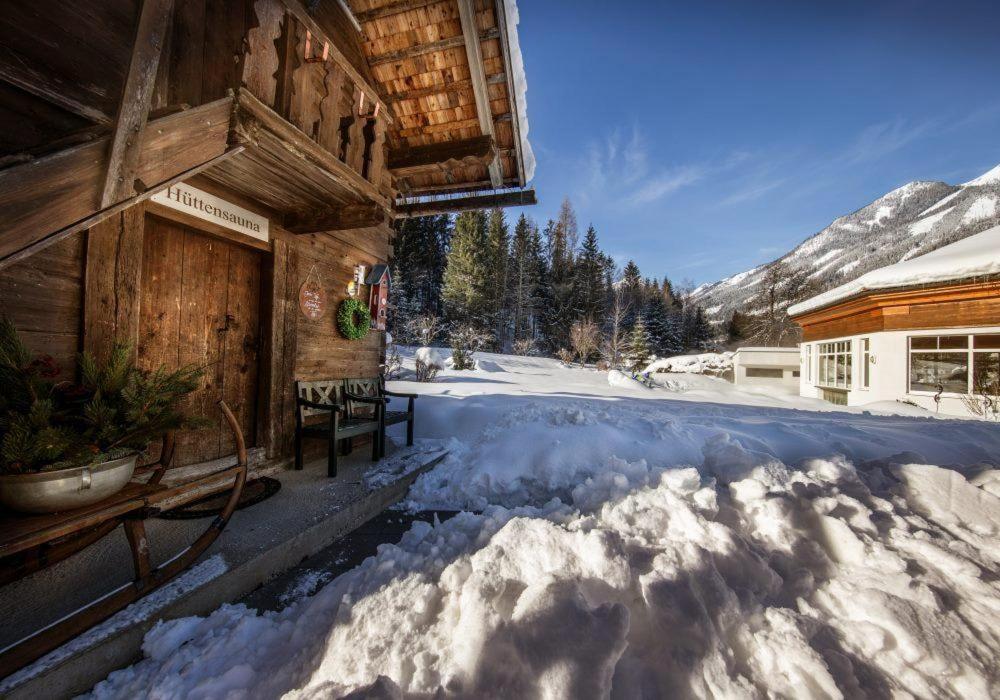 Ein allgemeiner Bergblick oder ein Berglick von des Hotels aus