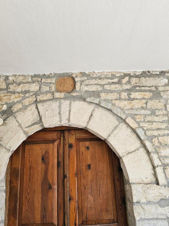 Fotografie z fotogalerie ubytování Traditional House Shapllo v destinaci Gjirokastër