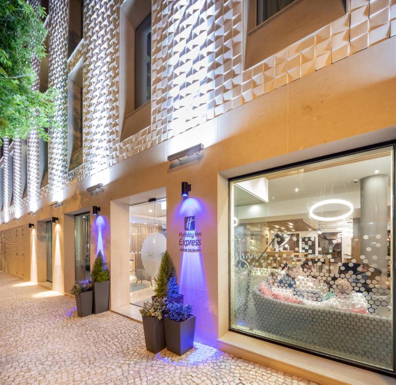 Holiday Inn Express - Lisbon - Plaza Saldanha by IHG - Resim 7